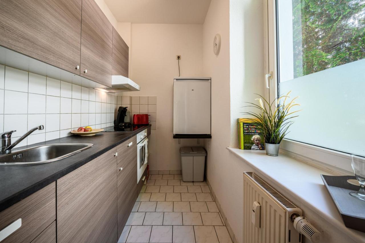 Helle Wohnung In Sudenburg Mit Balkon - Wlan, 4 Schlafplaetze Magdeburgo Exterior foto